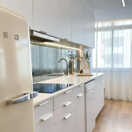 Apartment Living And Work