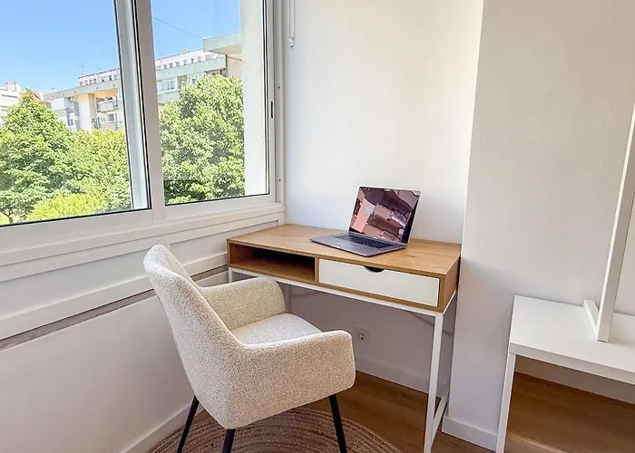 Living And Work Daire